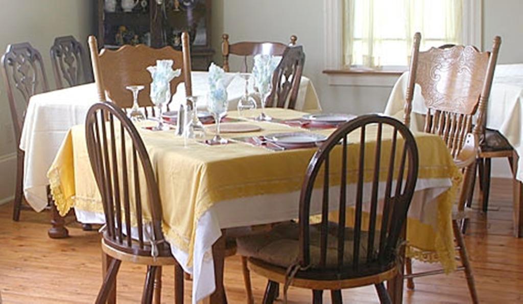 A Country Home Inn The City Charlottetown Bilik gambar